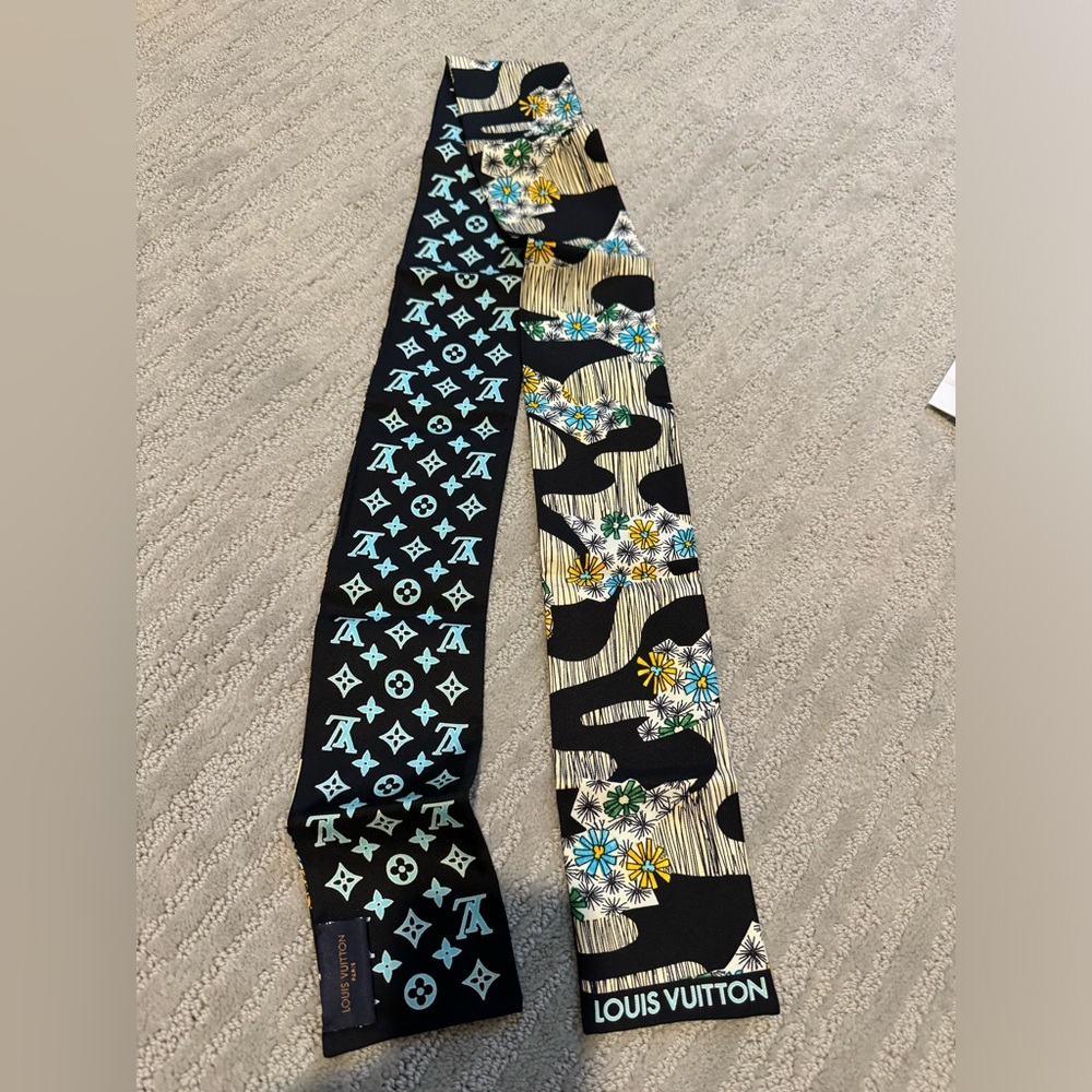 Louis Vuitton Black, Cream and Blue Silk Twilly- Brand New